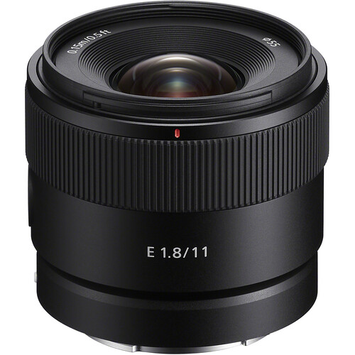 Lente Sony E 11 mm f/1.8